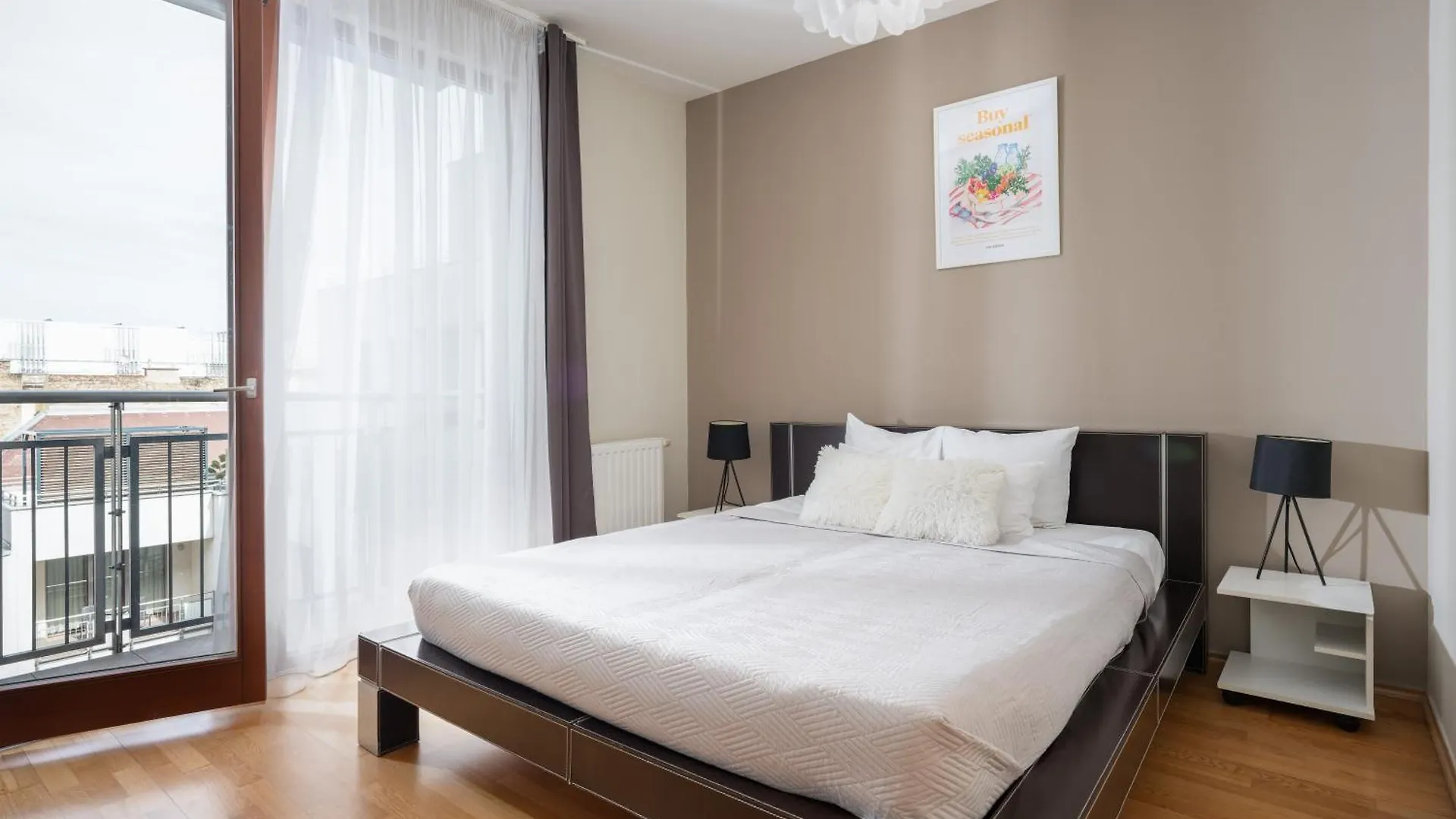 Central Passage Apartments By Vagabond Downtown Budapest 0*,