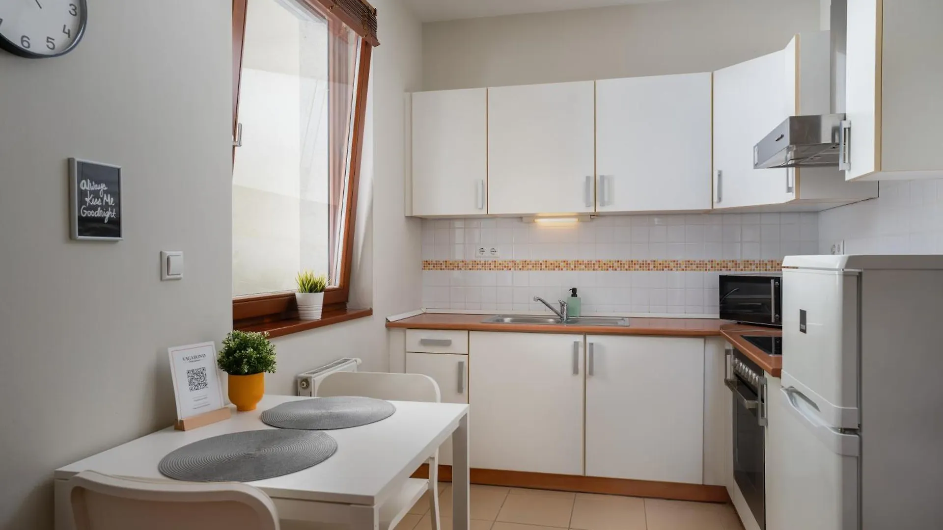 Central Passage Apartments By Vagabond Downtown