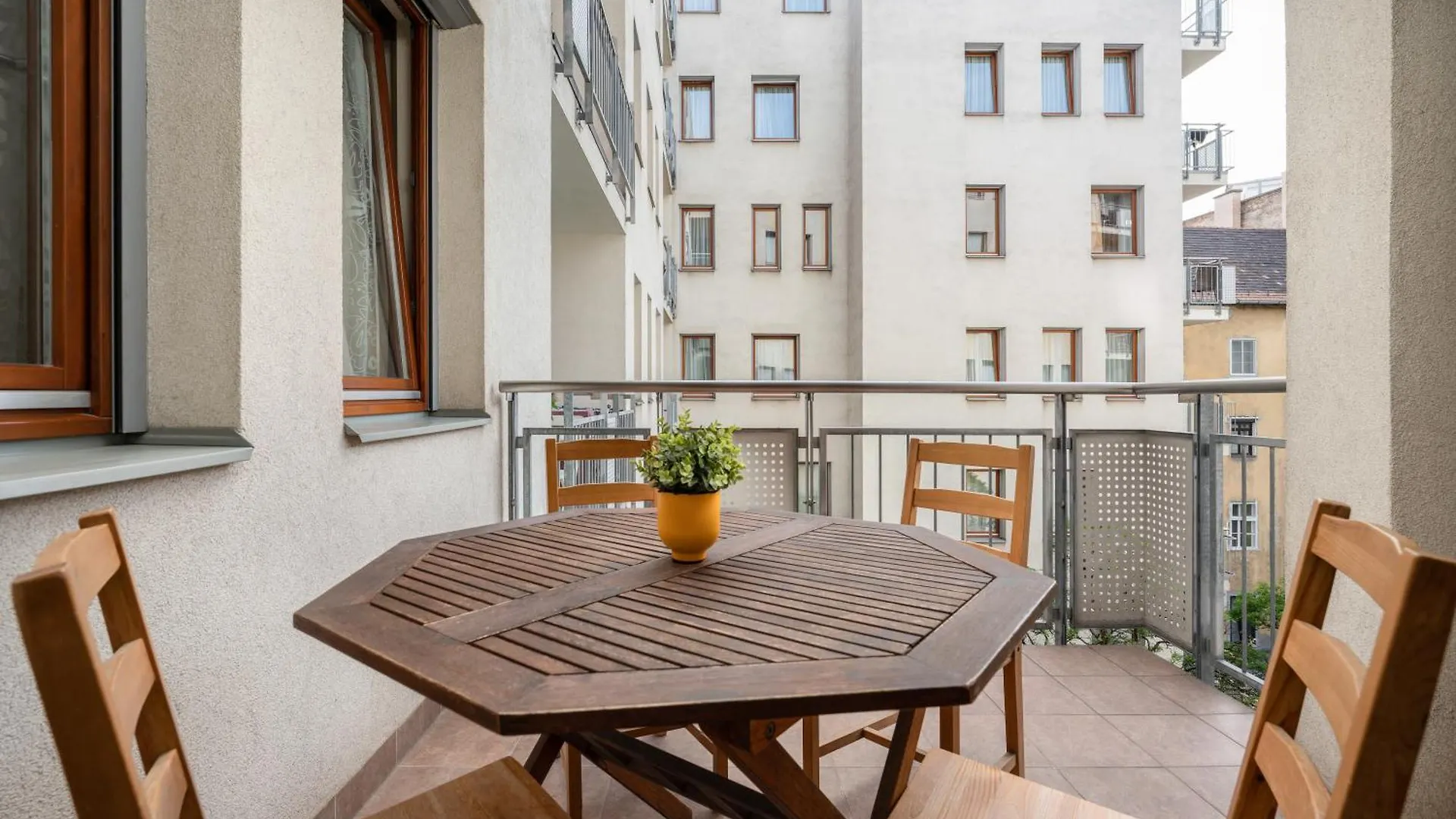 Central Passage Apartments By Vagabond Downtown Budapest Ungarn