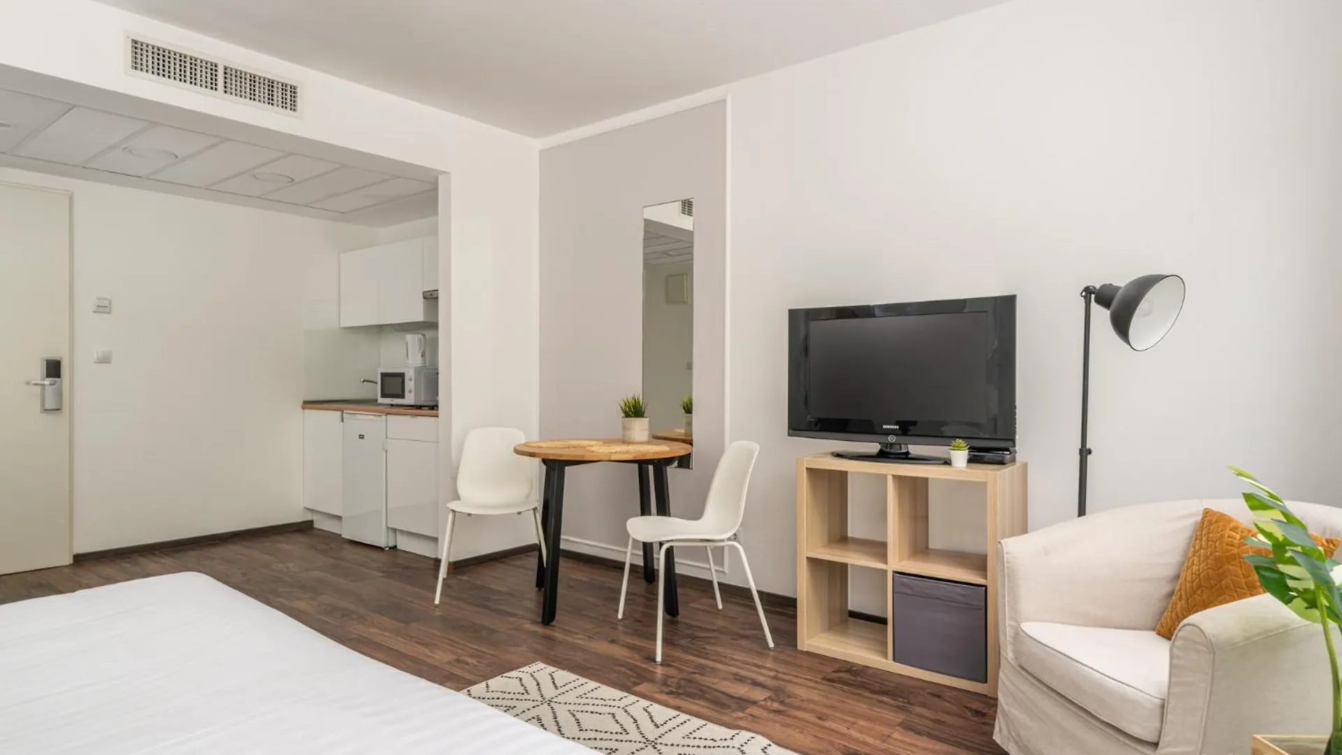 Central Passage Apartments By Vagabond Downtown Budapest