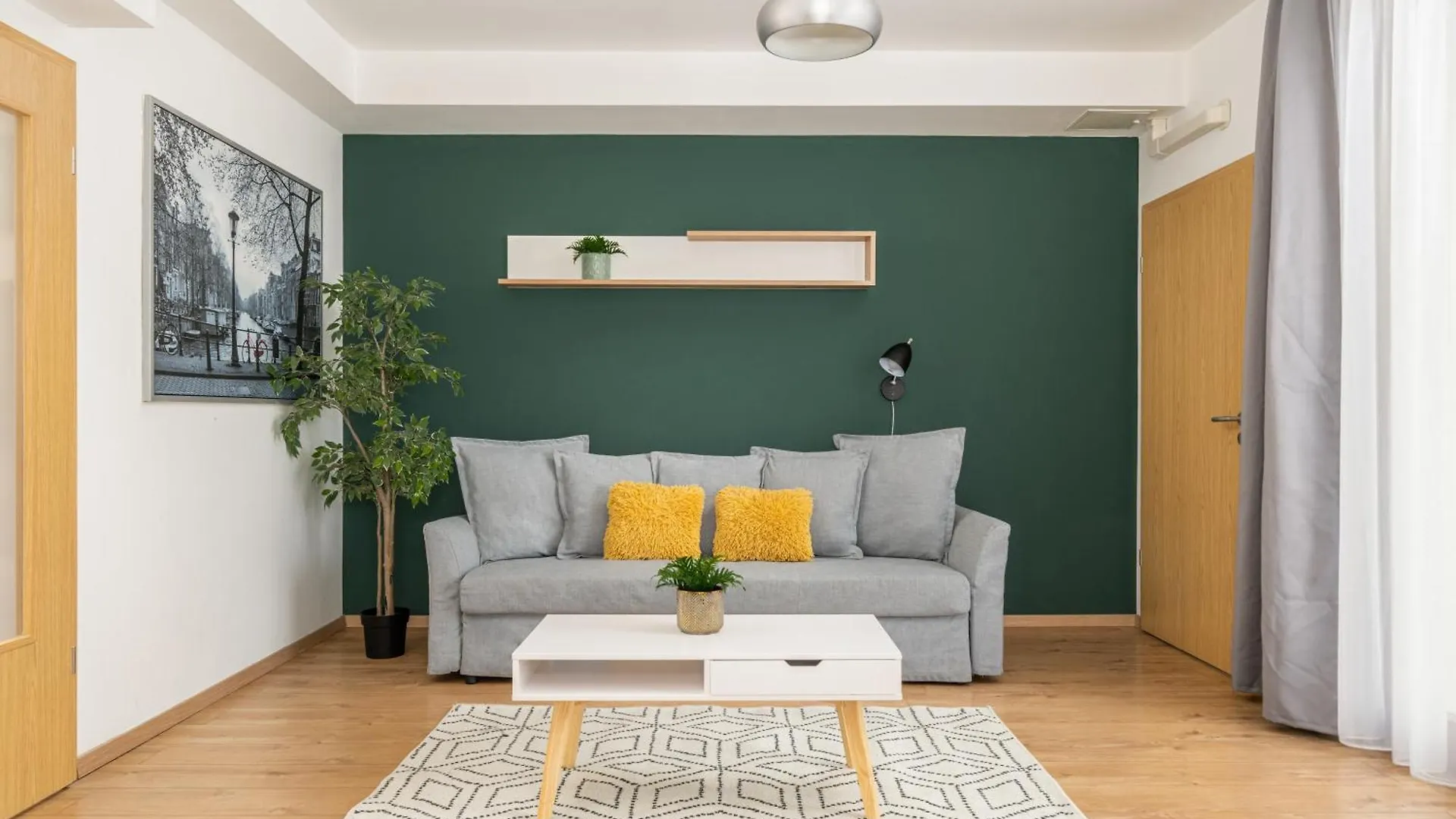 Central Passage Apartments By Vagabond Downtown Budapest