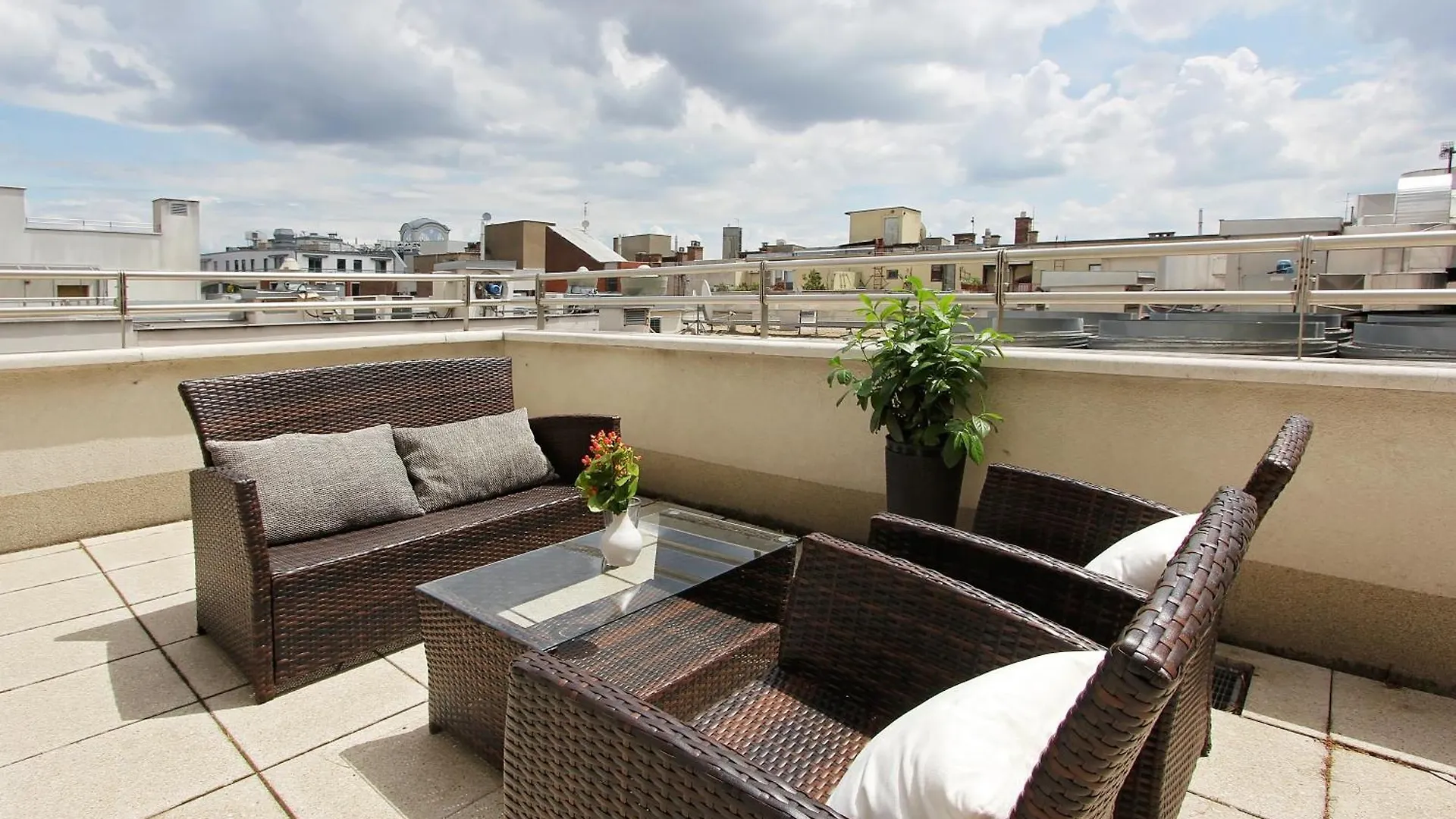 Central Passage Apartments By Vagabond Downtown Budapest Ungarn