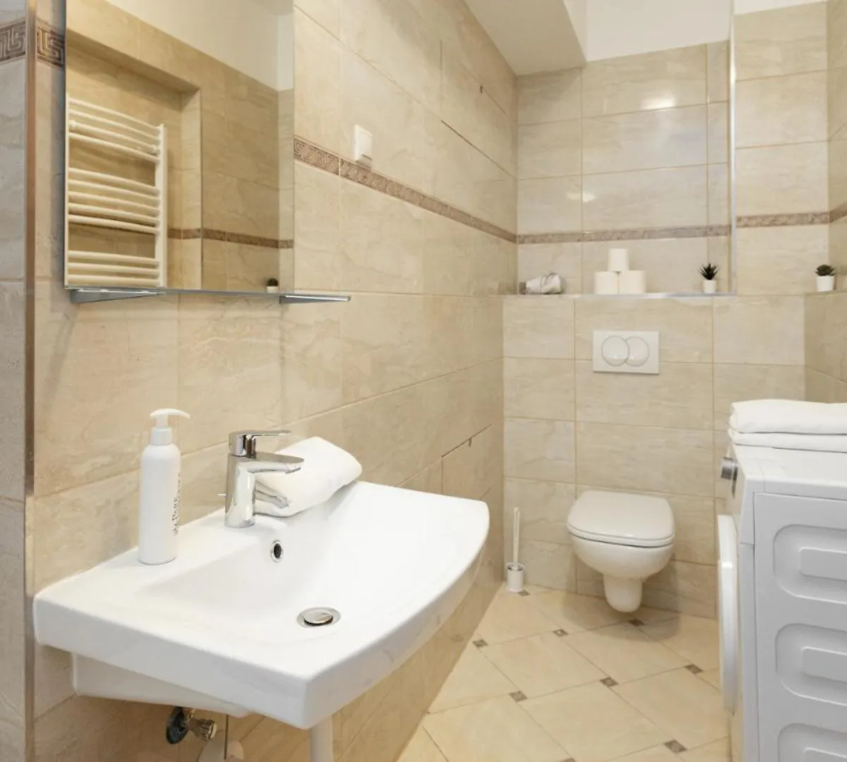 Central Passage Apartments By Vagabond Downtown 0*, Budapest