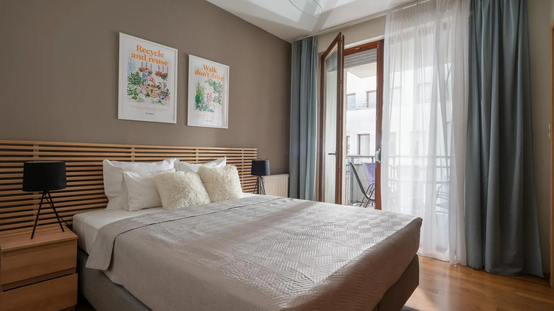 Central Passage Apartments By Vagabond Downtown Budapest