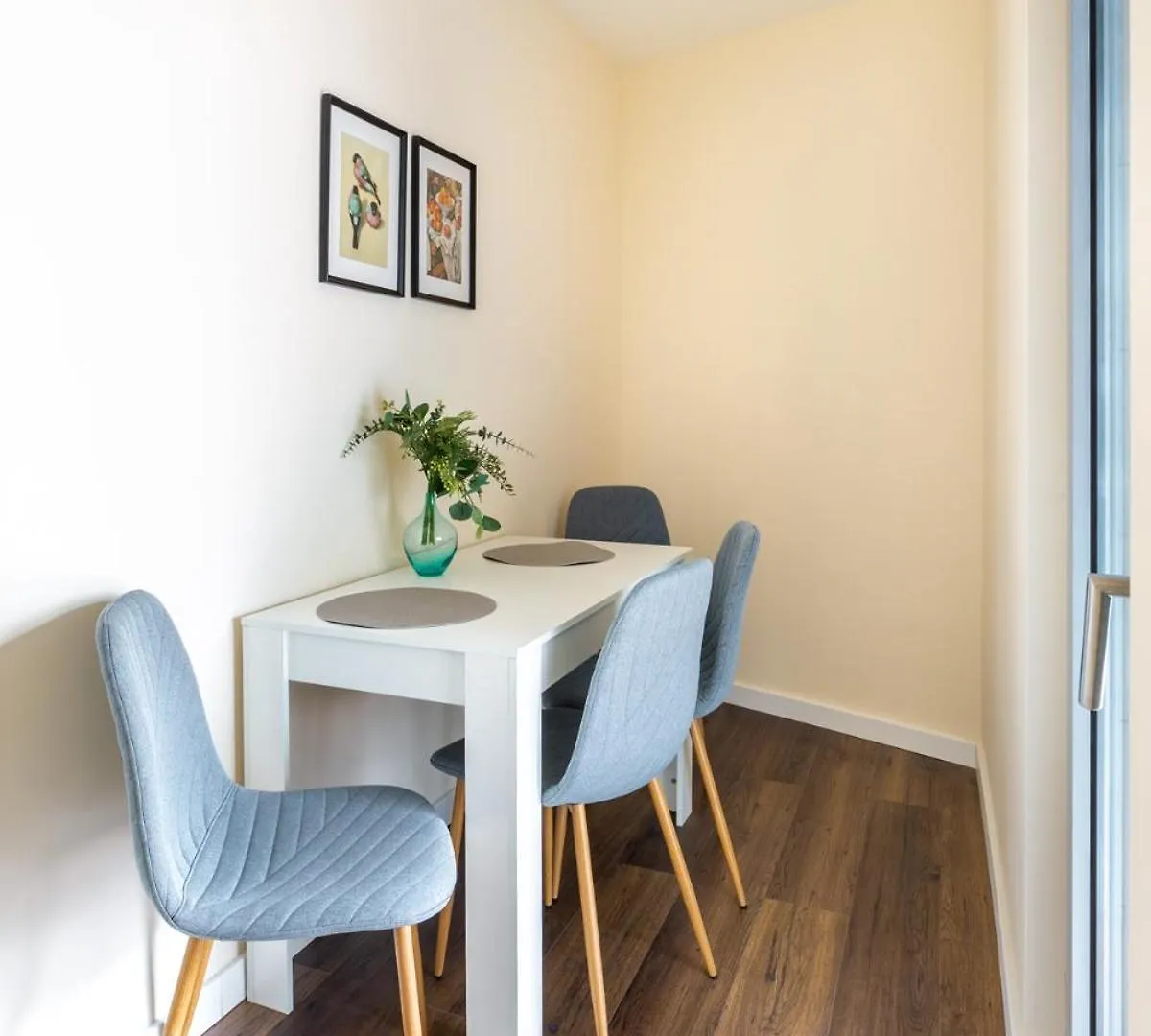 Central Passage Apartments By Vagabond Downtown