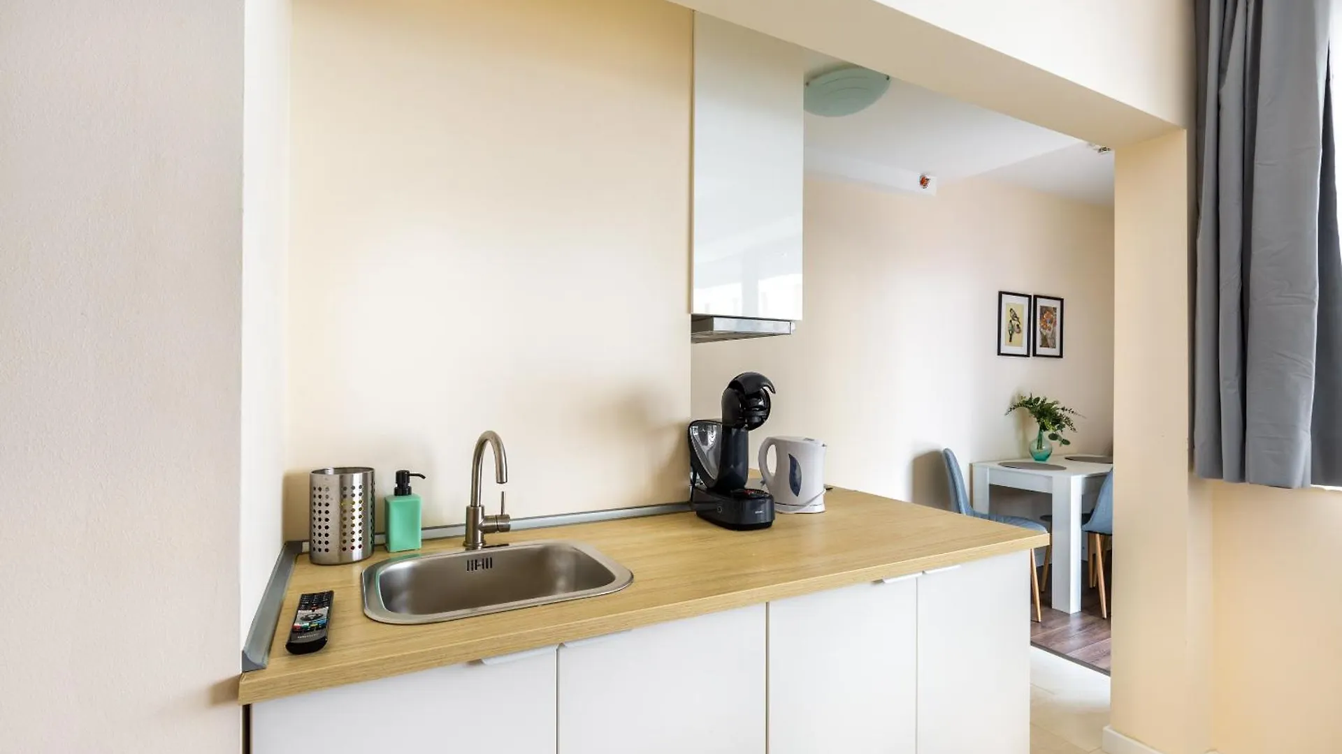 Central Passage Apartments By Vagabond Downtown